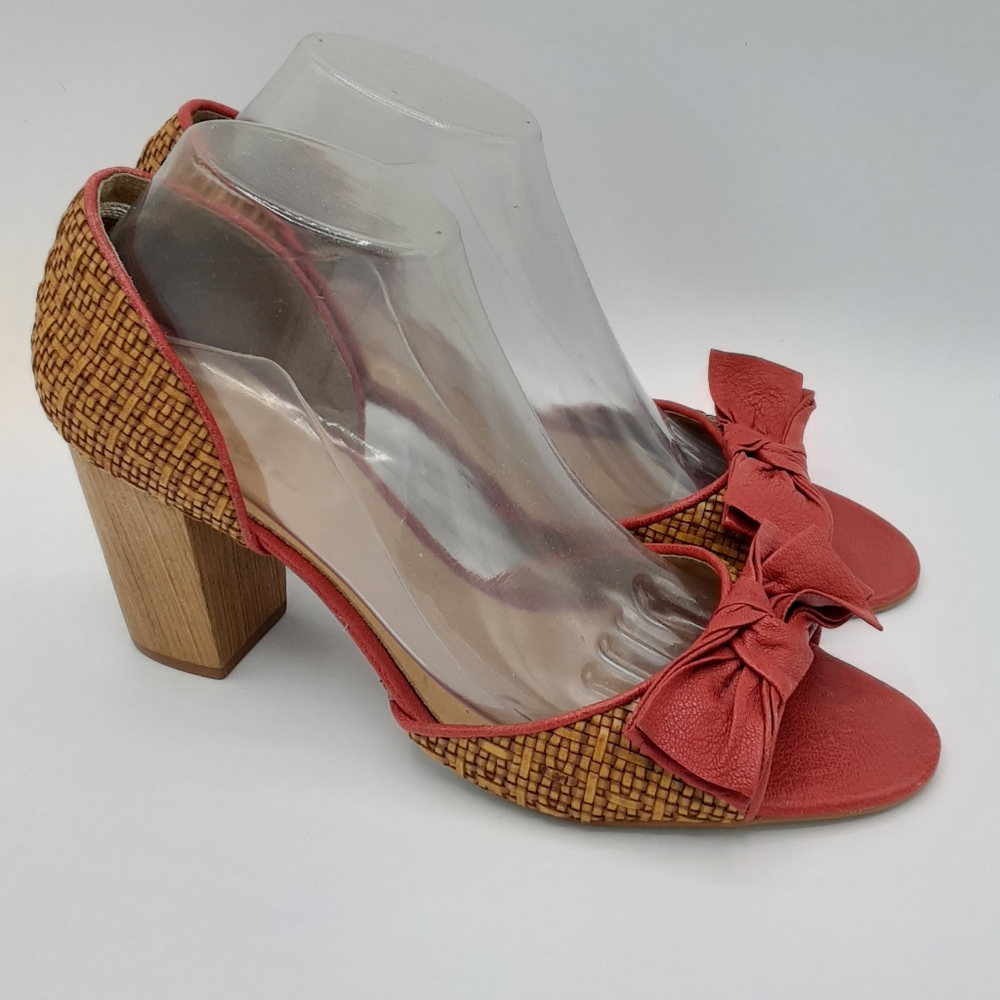 Chocolat Blu Red Leather Bow Straw Peep Toe Block Heel Shoe.